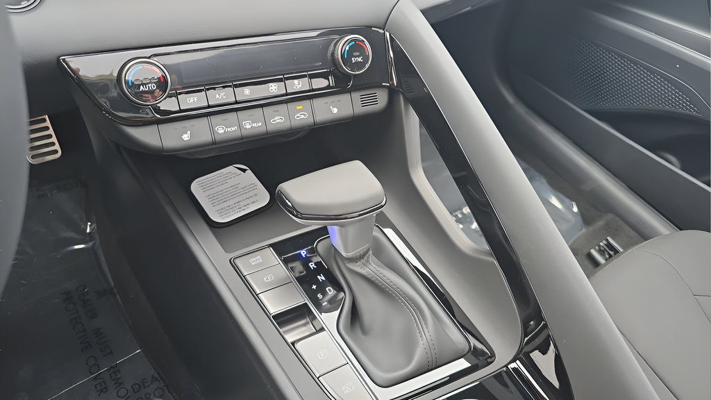 New 2026 Hyundai Elantra SEL Sport Premium FWD image 15