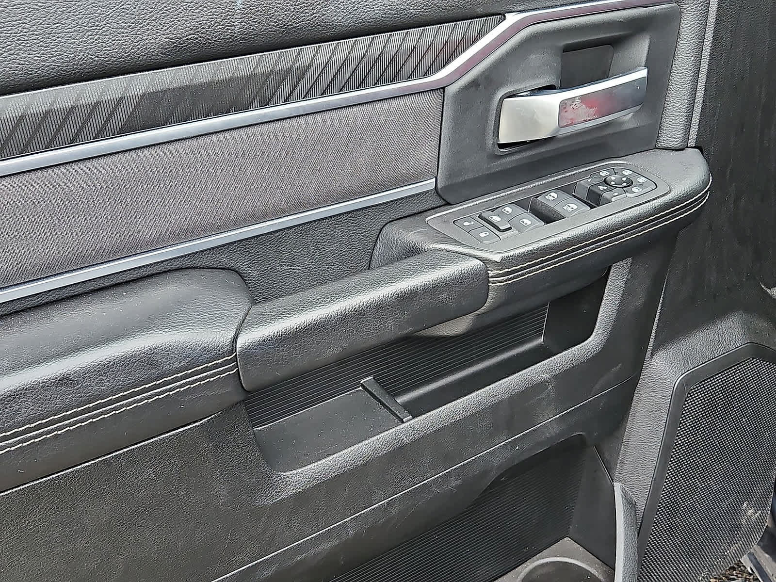 Used 2025 RAM 2500 Big Horn AWD/4WD image 29