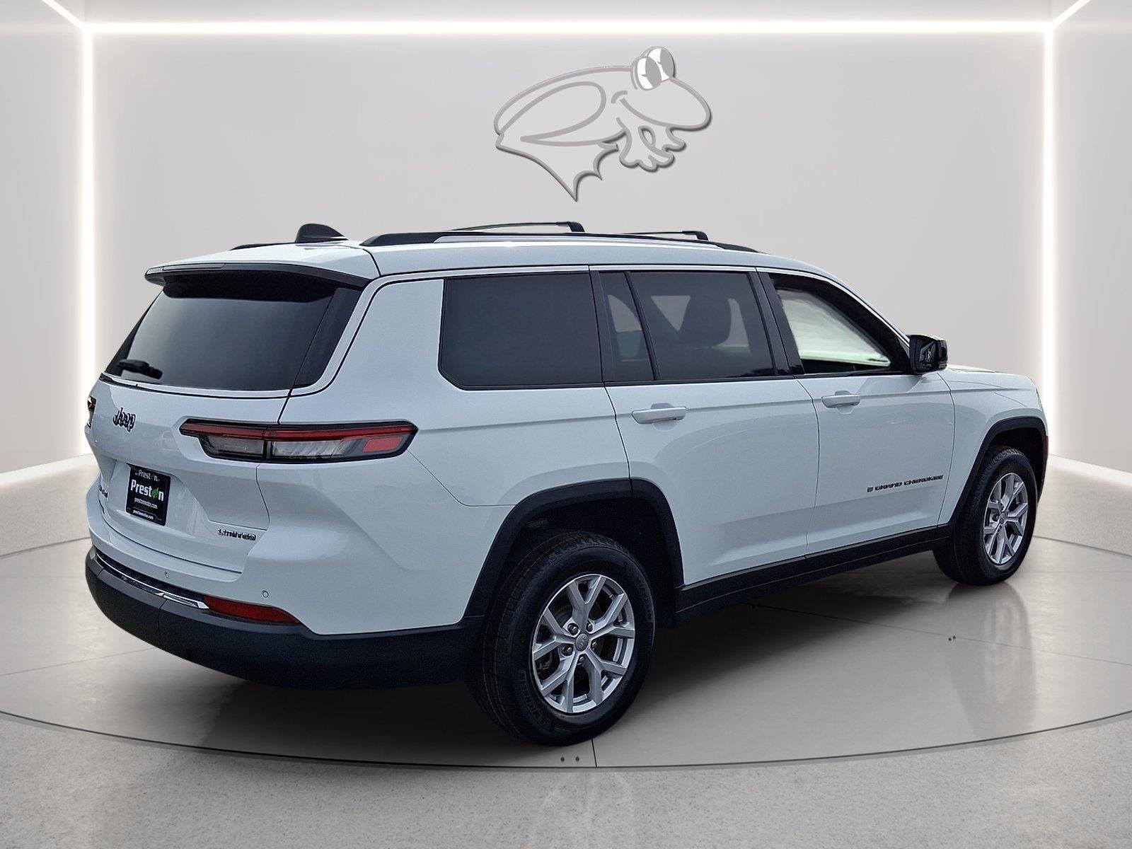 Used 2021 Jeep Grand Cherokee L Limited AWD/4WD image 5