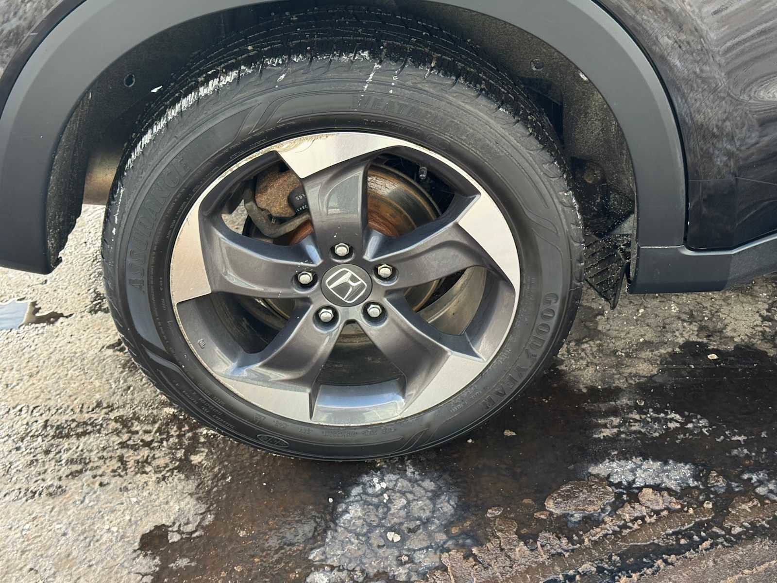 Used 2018 Honda HR-V EX-L image 8