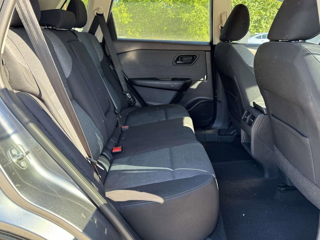 Used 2021 Nissan Rogue S FWD image 15