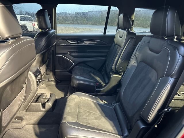 Used 2022 Jeep Grand Cherokee L Laredo image 17