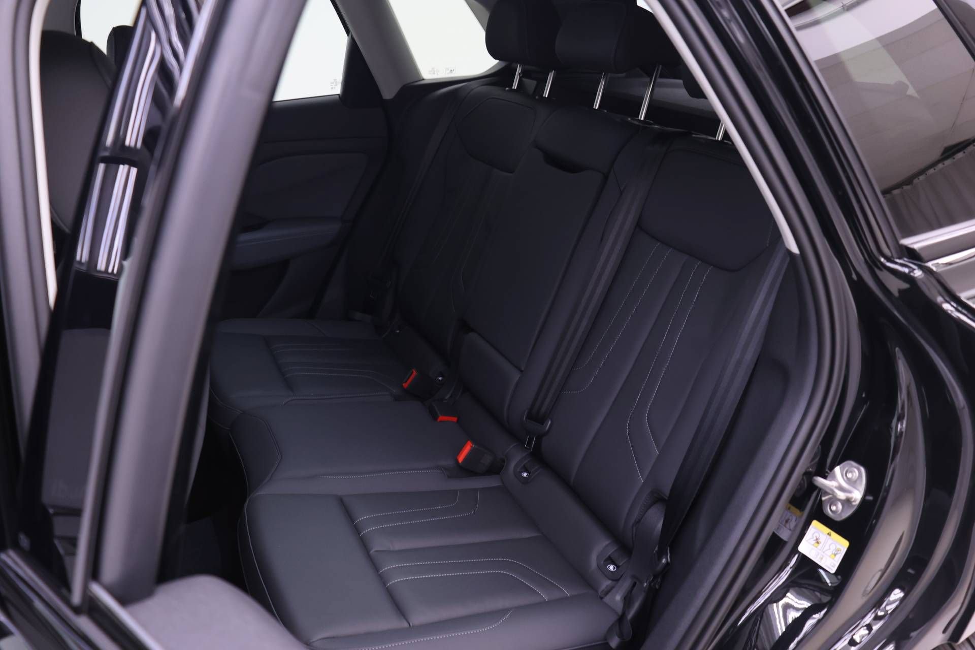 New 2026 Audi Q3 quattro 2.0T AWD/4WD image 13