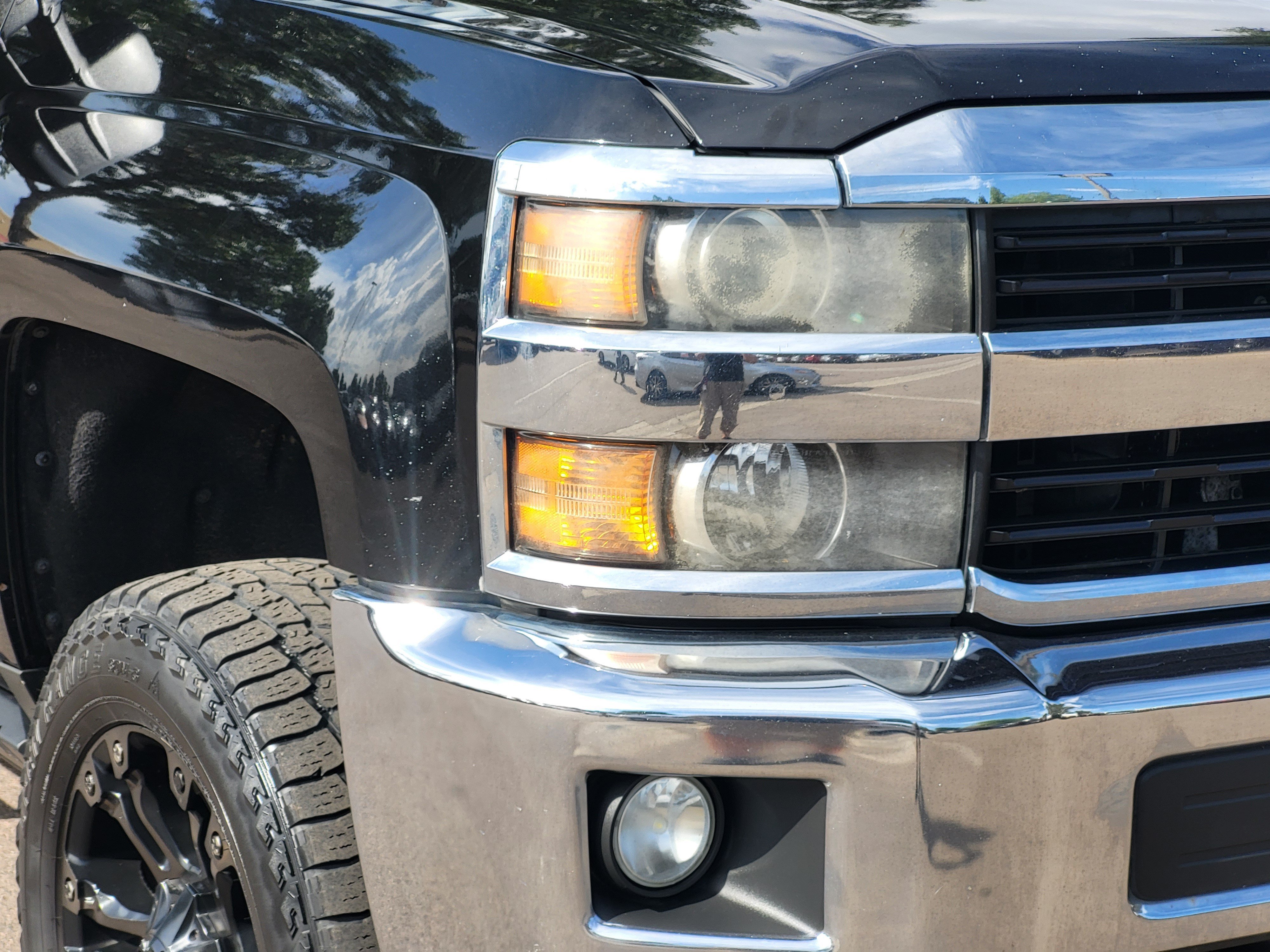 Used 2015 Chevrolet Silverado 2500 LT w/ Z71 Package, Off-Road AWD/4WD image 5