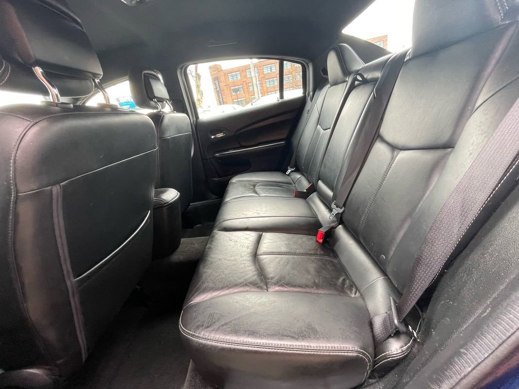 Used 2014 Chrysler 200 Limited image 22