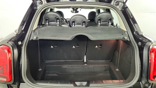 Used 2020 MINI Cooper 4-Door Hardtop FWD image 32