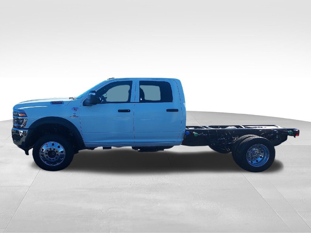 New 2027 RAM 4500 Tradesman AWD/4WD image 2