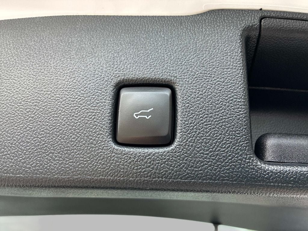 Used 2023 Ford Escape ST-Line Select w/ Tech Pack #2 AWD/4WD image 13