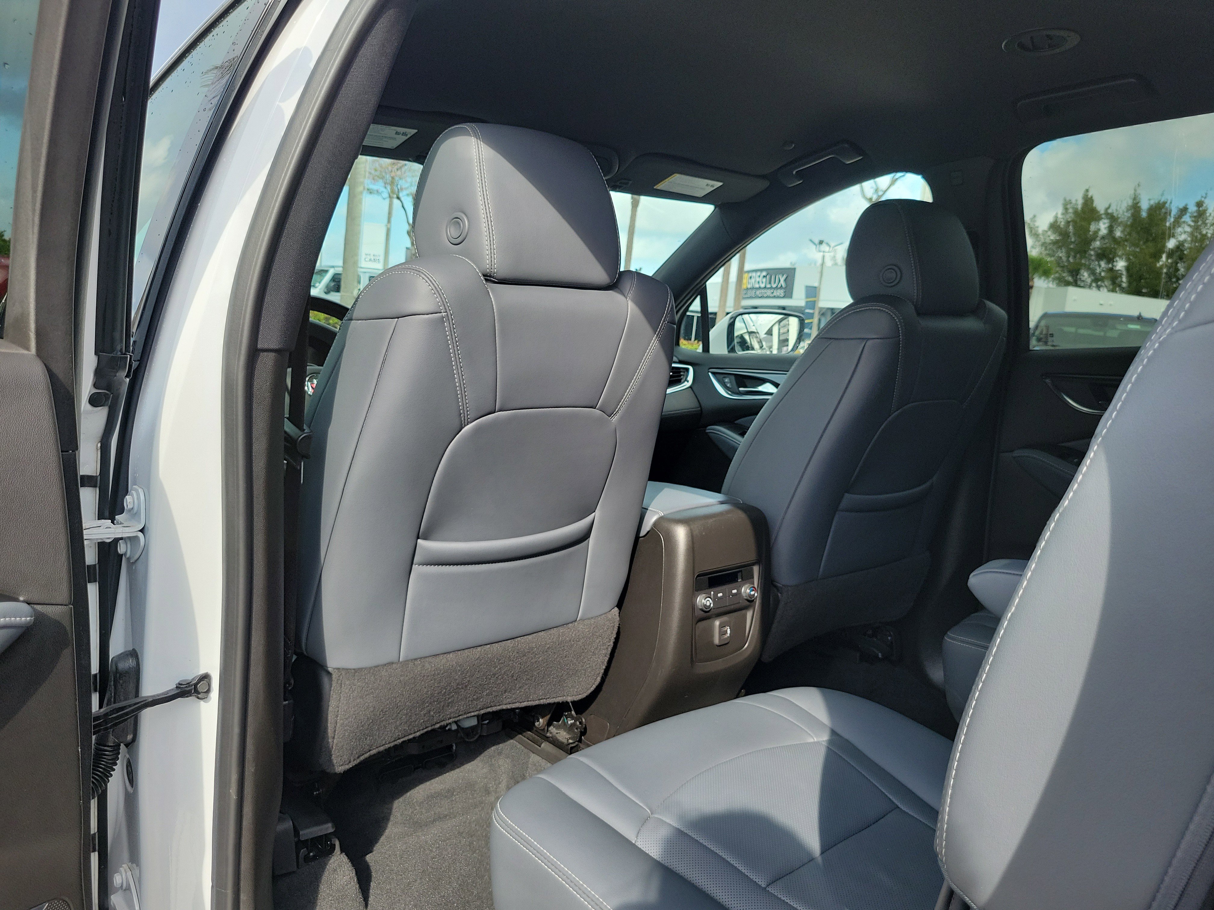 Used 2023 Buick Enclave Essence w/ Sport Touring Edition image 13