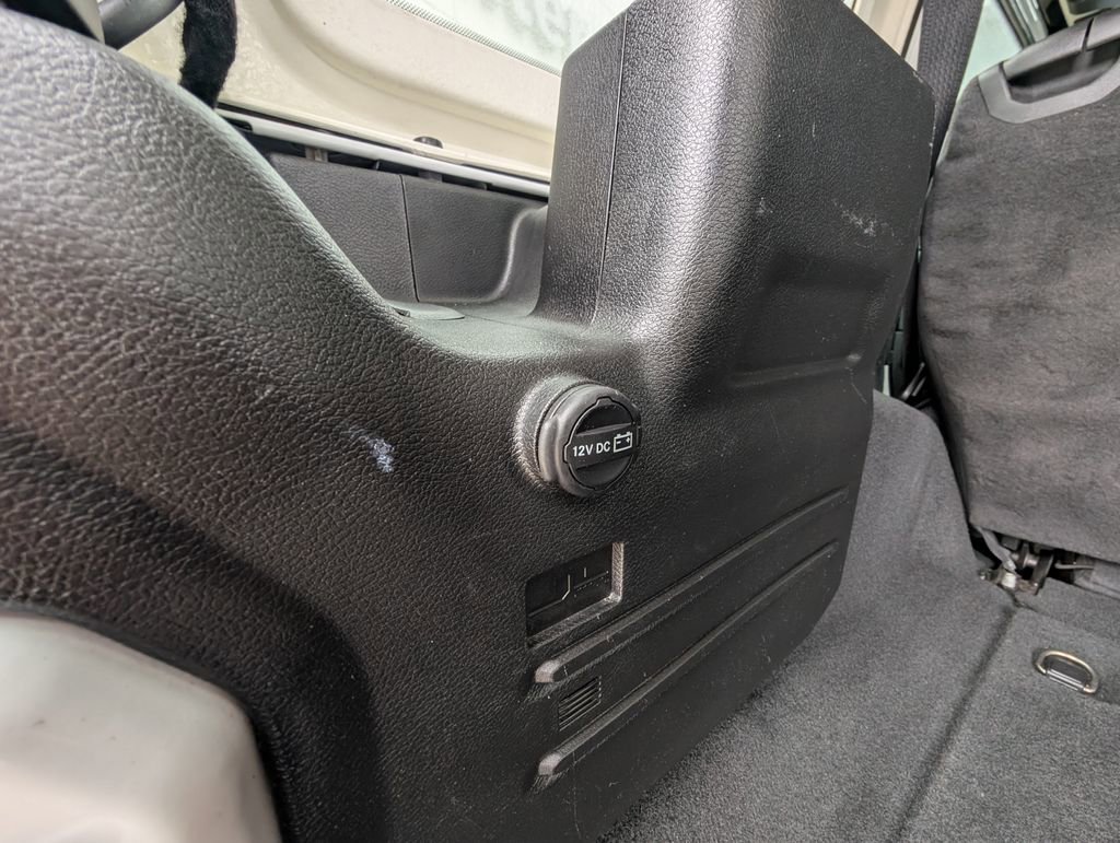 Used 2023 Jeep Wrangler Sahara image 40