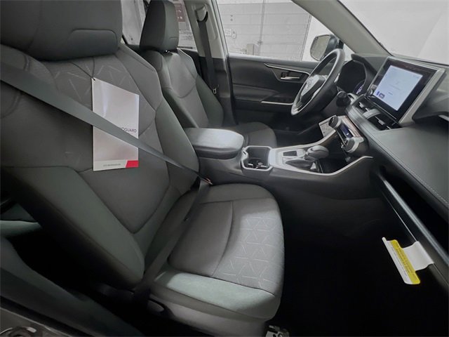 New 2025 Toyota RAV4 XLE image 28