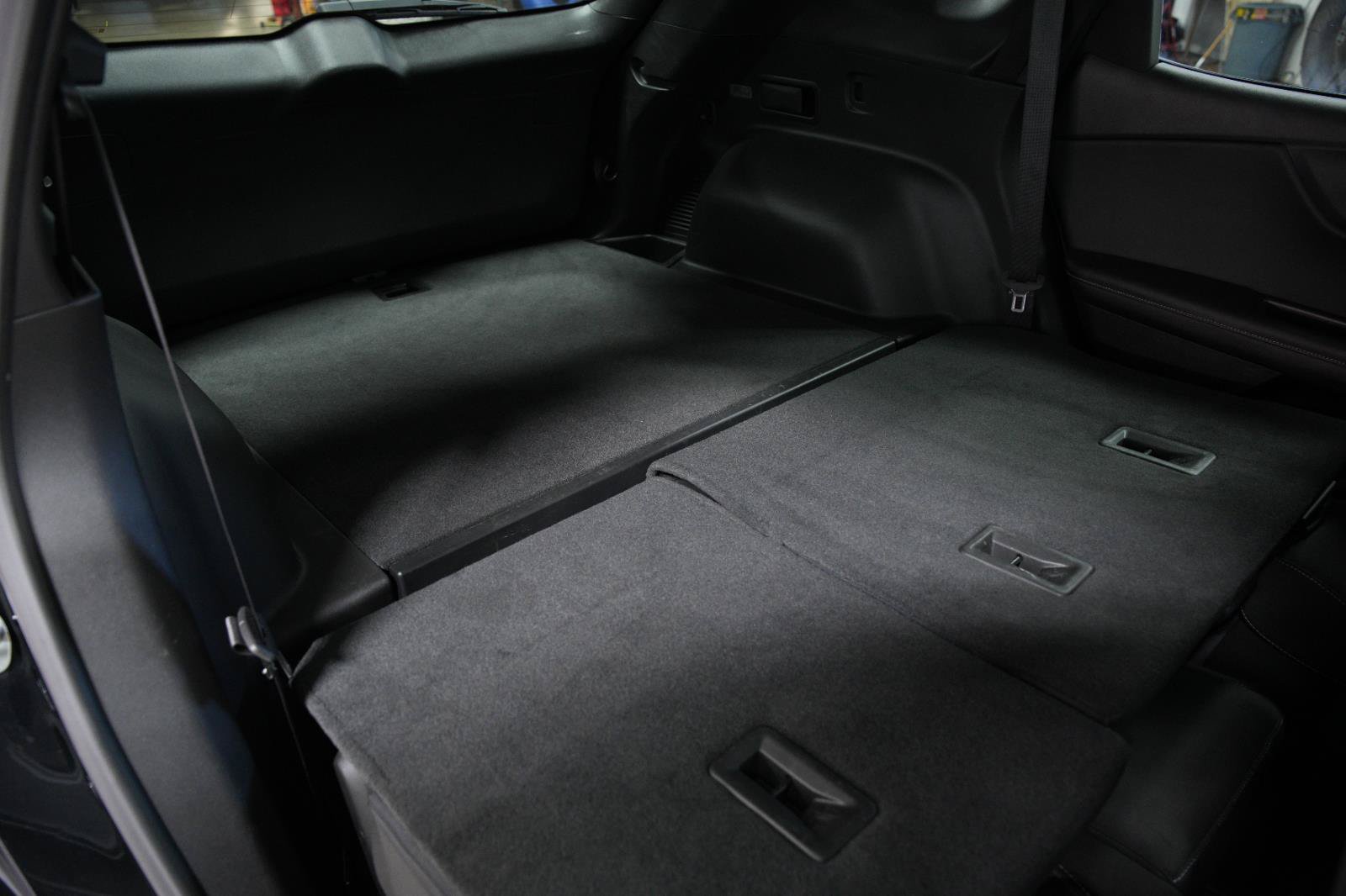 Used 2025 Chevrolet Blazer LT AWD/4WD image 17