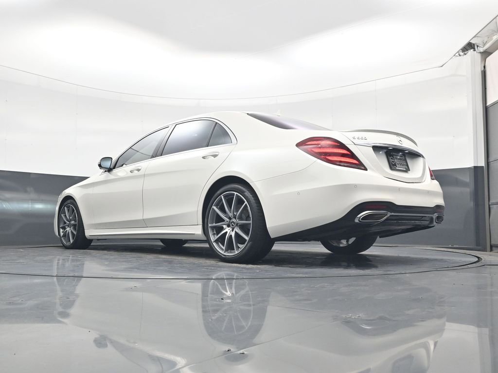 Used 2019 Mercedes-Benz S 560 Sedan image 22