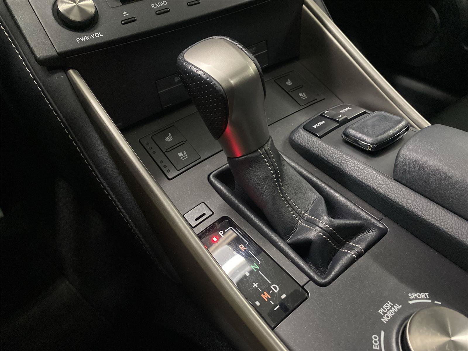 Used 2016 Lexus IS 200t w/ F Sport Package RWD image 26