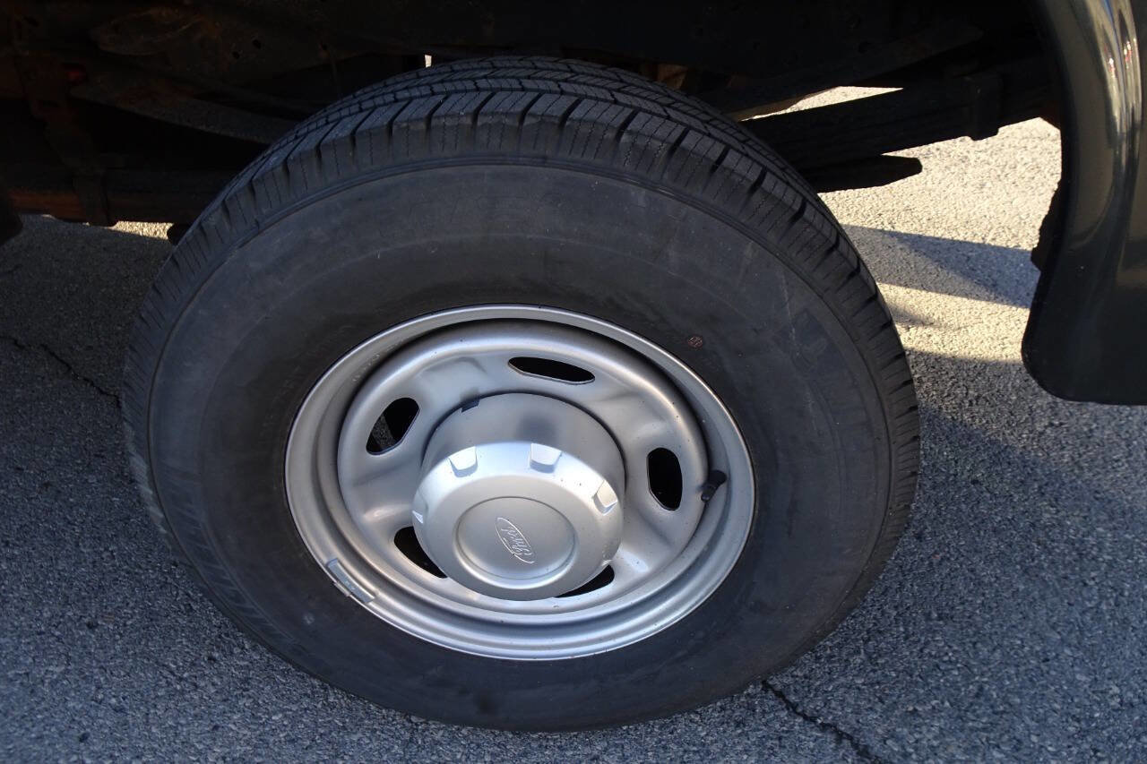 Used 2009 Ford F350 XL image 10