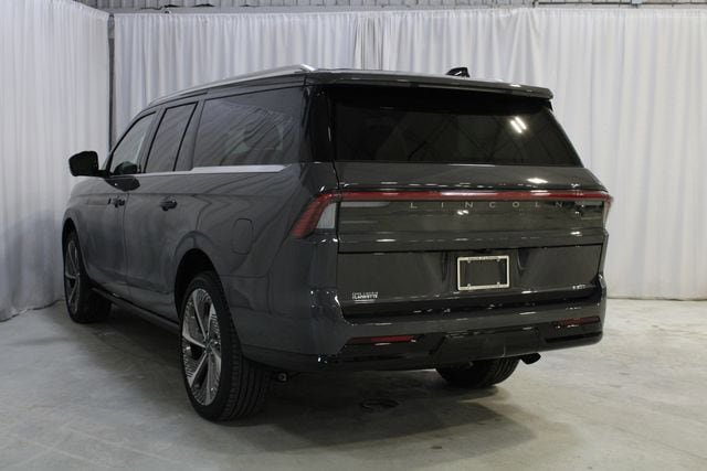 New 2026 Lincoln Navigator L Black Label AWD/4WD image 53