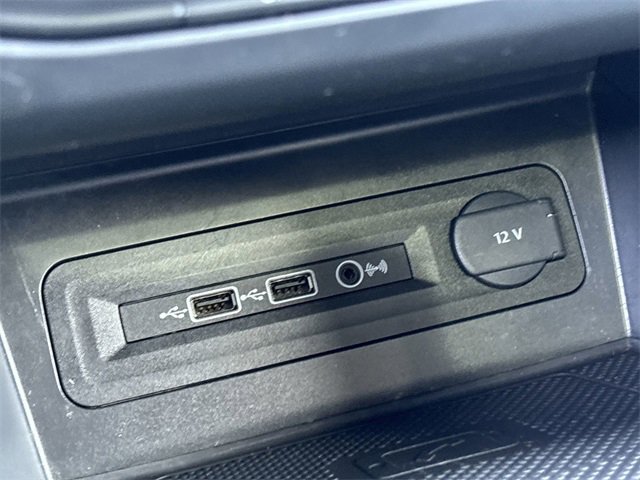 Used 2020 Volkswagen Atlas Cross Sport SE w/ Panoramic Sunroof Package image 28