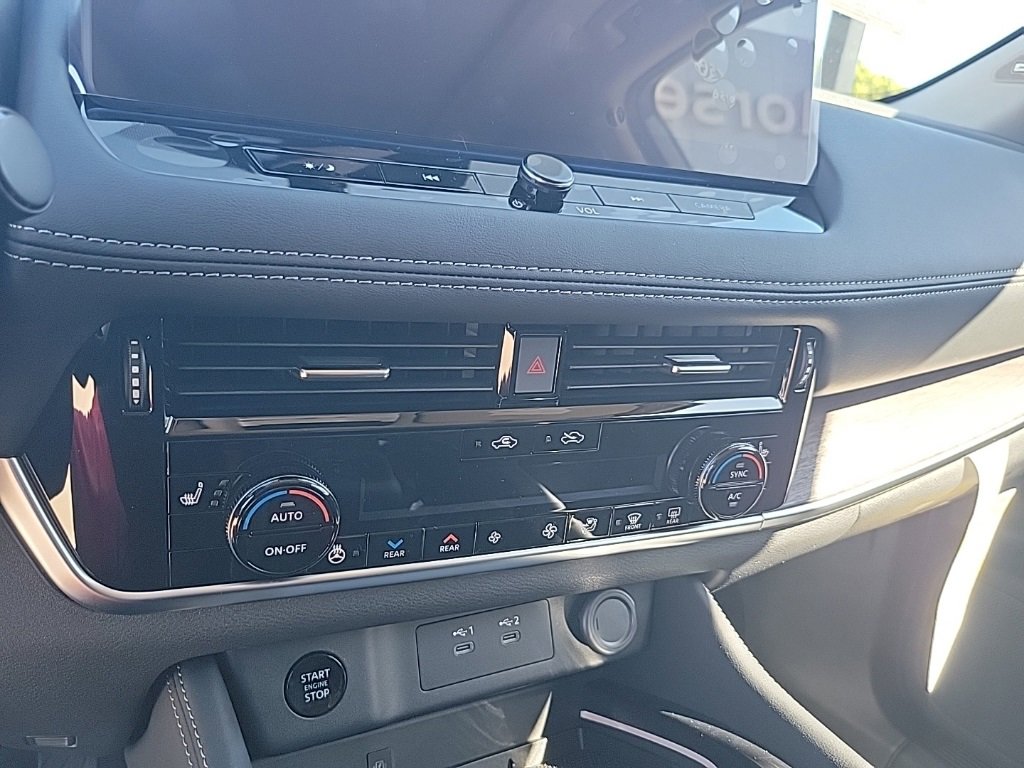 New 2026 Nissan Rogue SV image 27