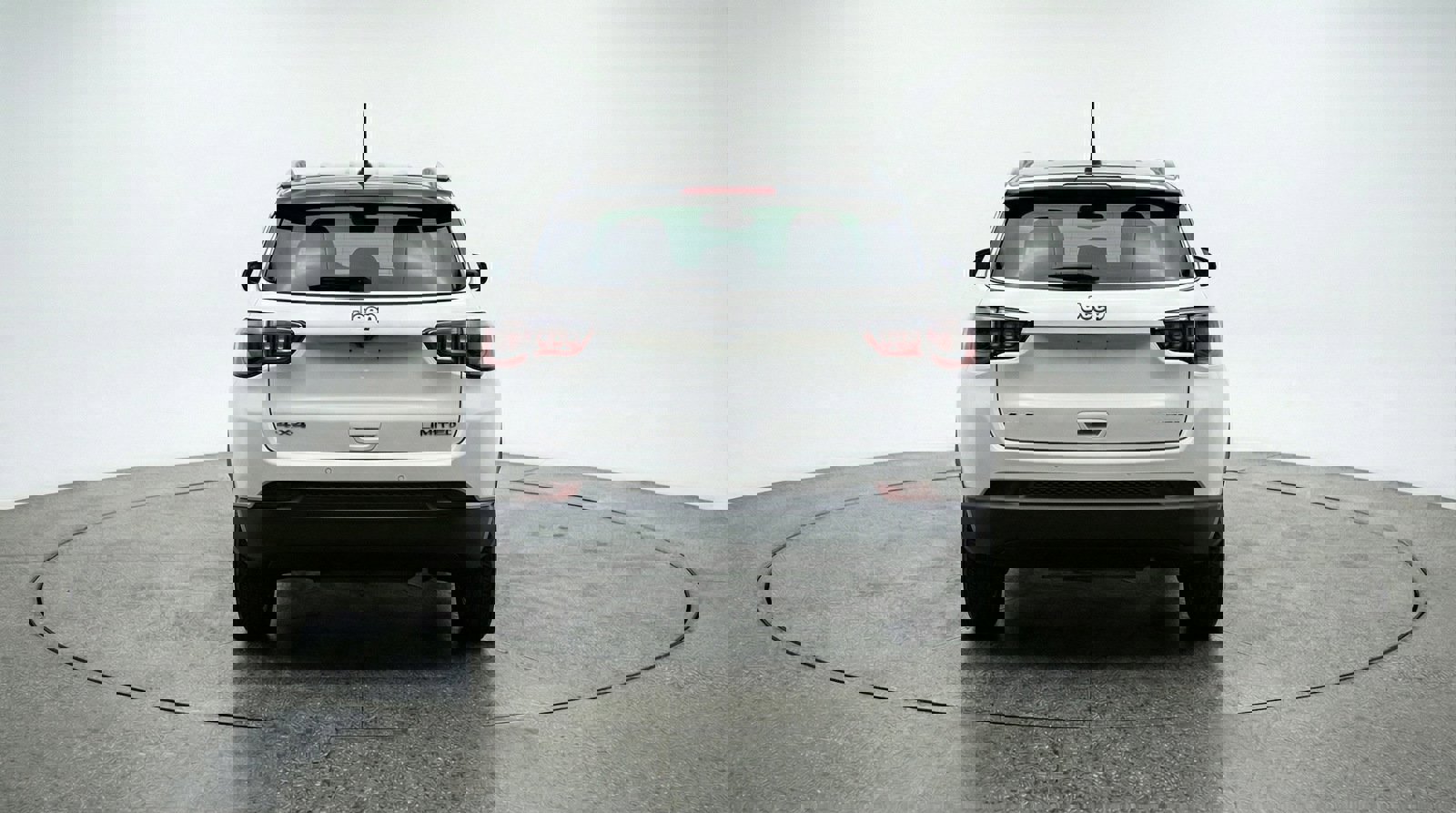 Used 2025 Jeep Compass Trailhawk image 6