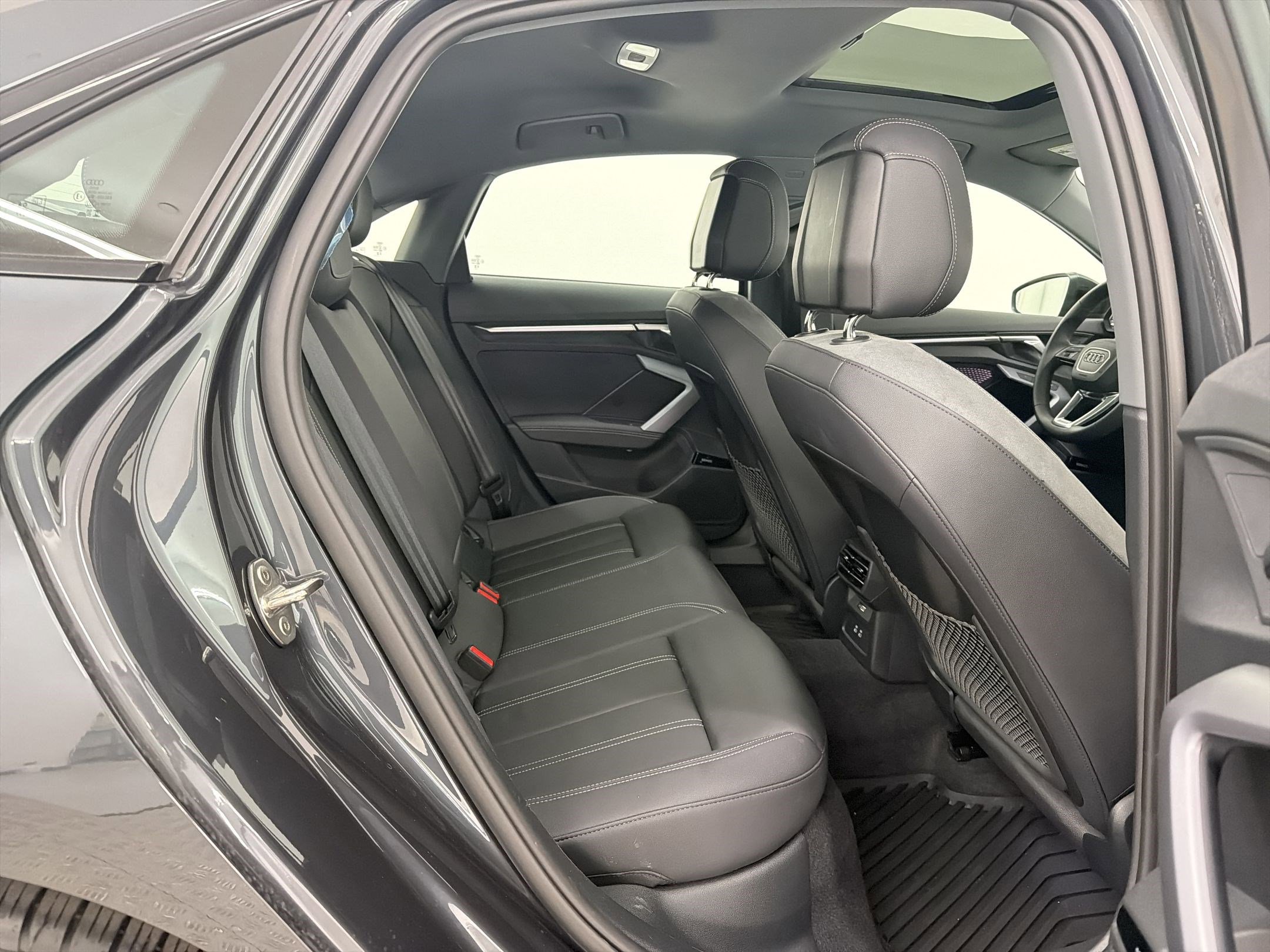 Used 2025 Audi A3 2.0T Premium Plus w/ Premium Plus Package image 24