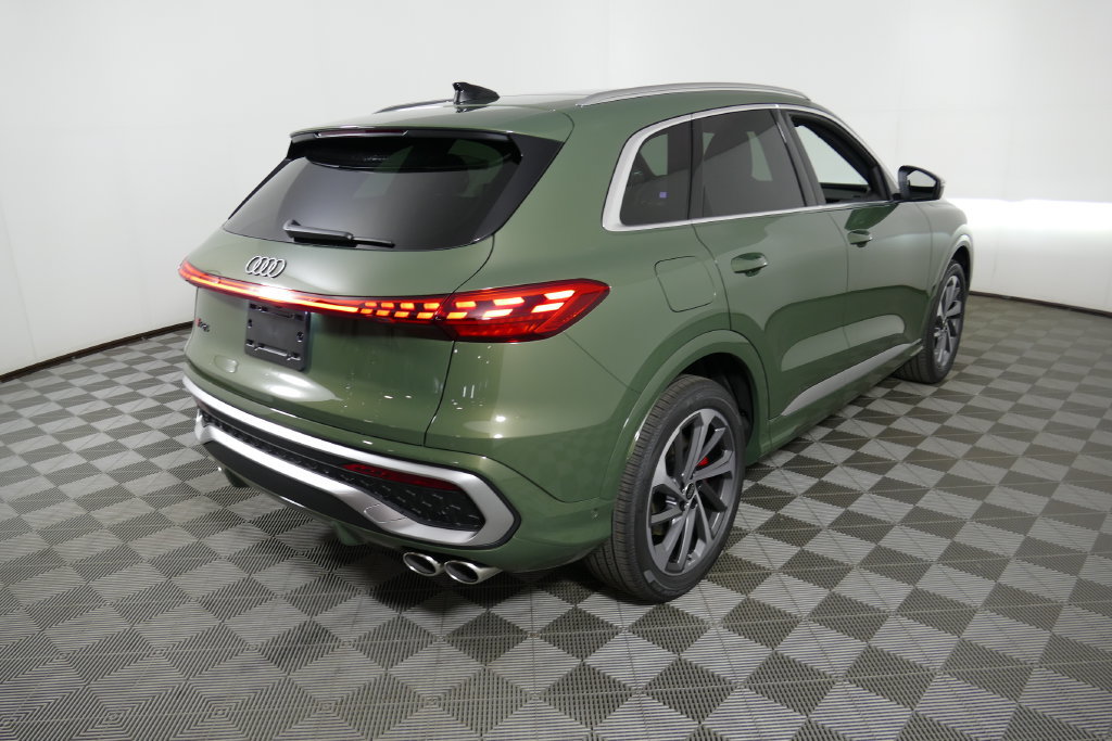 New 2026 Audi SQ5 Premium Plus AWD/4WD image 3