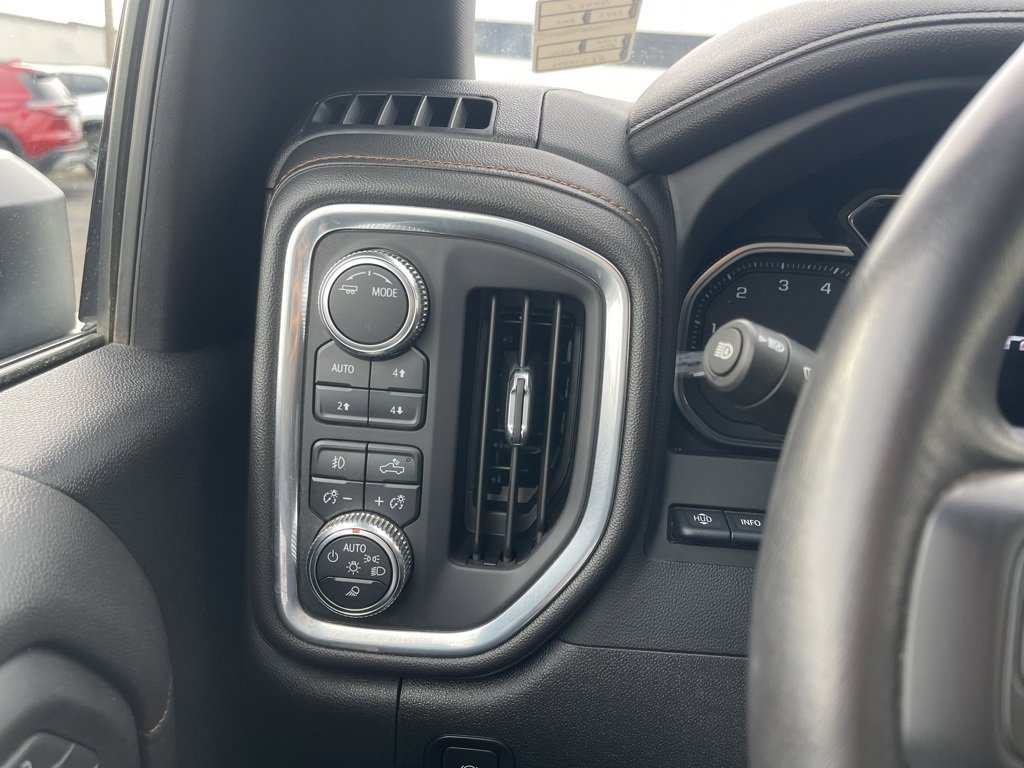 Used 2022 GMC Sierra 2500 AT4 w/ AT4 Premium Plus Package image 27