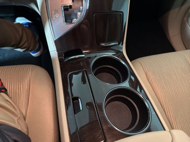 Used 2011 Toyota Venza AWD w/ Convenience Pkg image 30