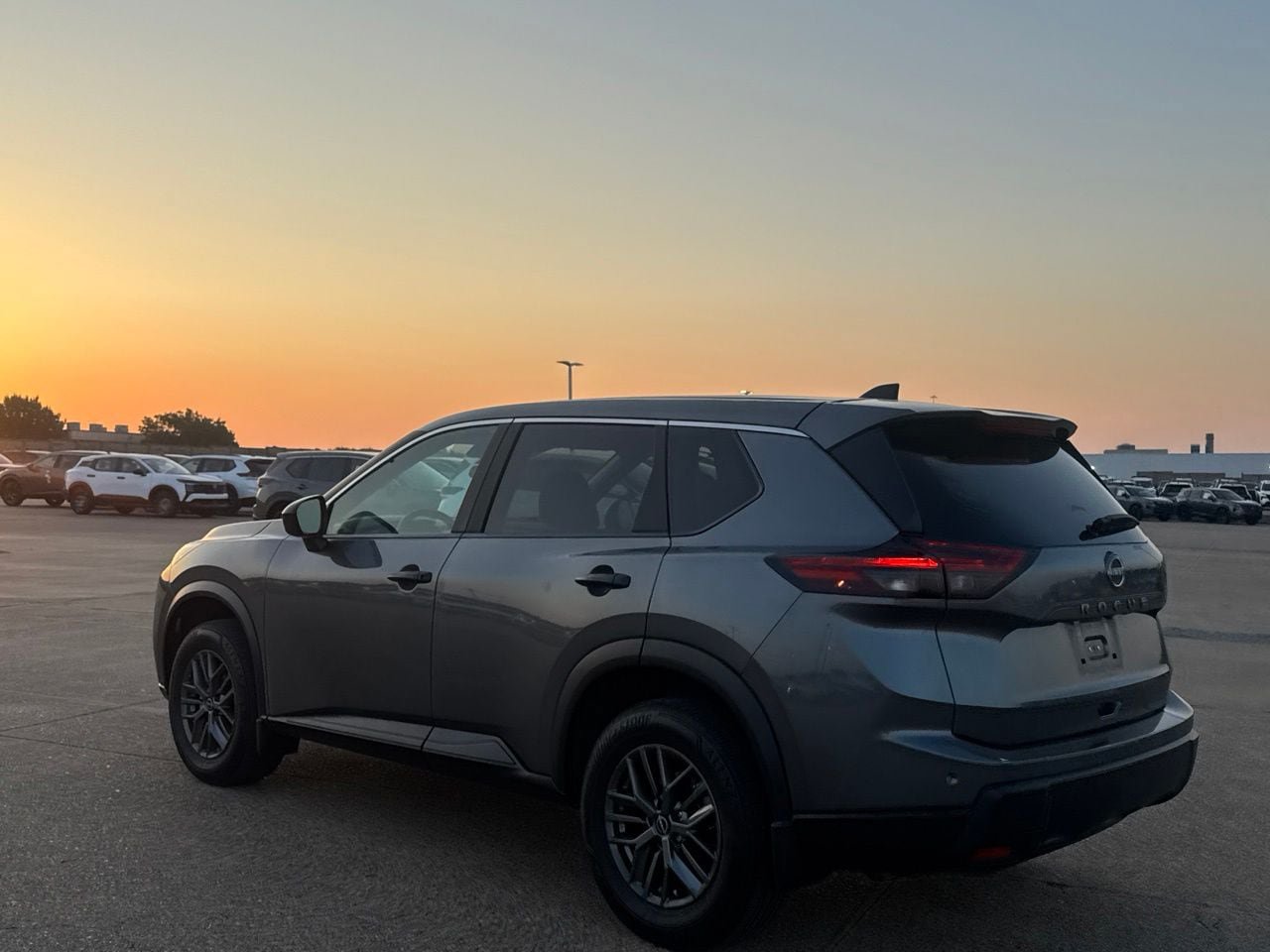 Certified 2024 Nissan Rogue S FWD image 16