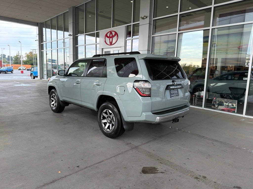 Certified 2023 Toyota 4Runner TRD Off-Road AWD/4WD image 3