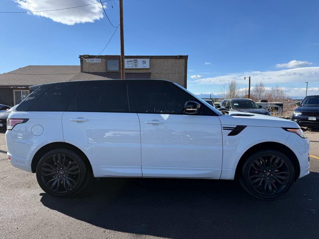 Used 2017 Land Rover Range Rover Sport HSE Dynamic image 2