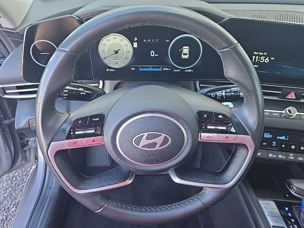 Used 2024 Hyundai Elantra Limited FWD image 16