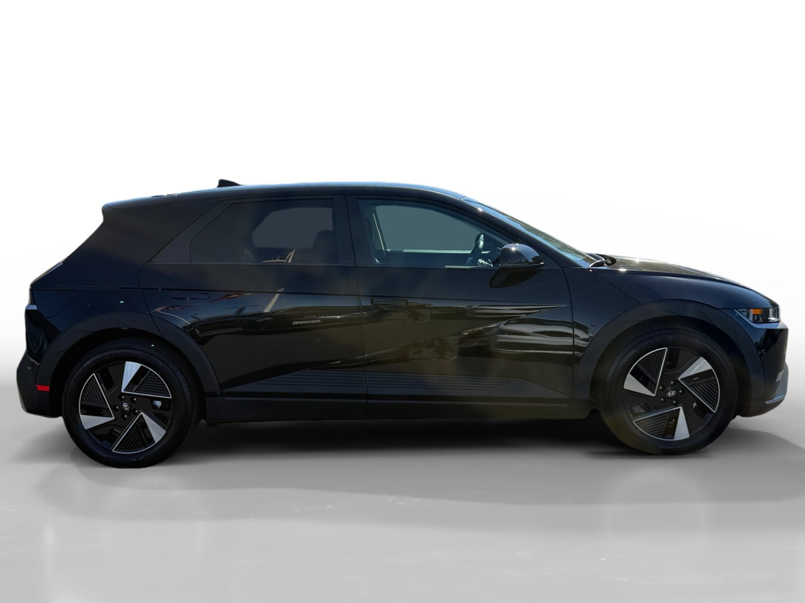 Certified 2026 Hyundai Ioniq 5 SEL RWD image 6