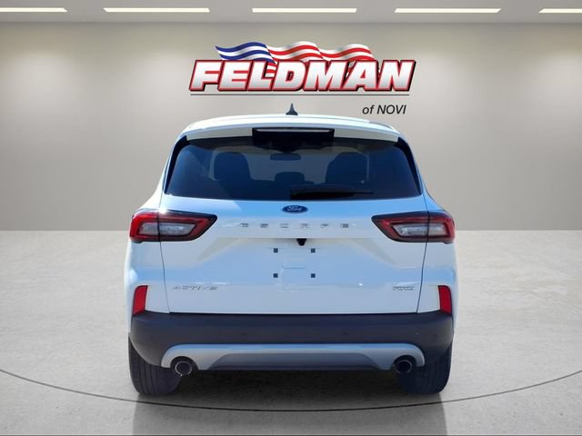 Used 2023 Ford Escape Active w/ Tech Pack #2 AWD/4WD image 4