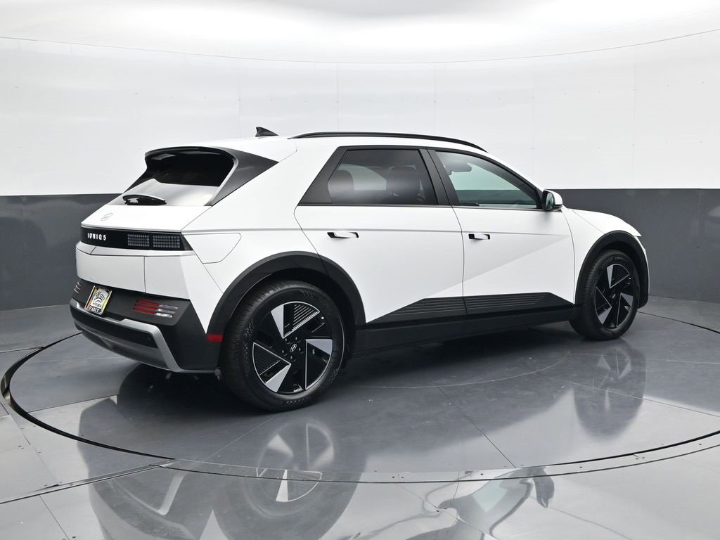 New 2025 Hyundai Ioniq 5 SEL image 5