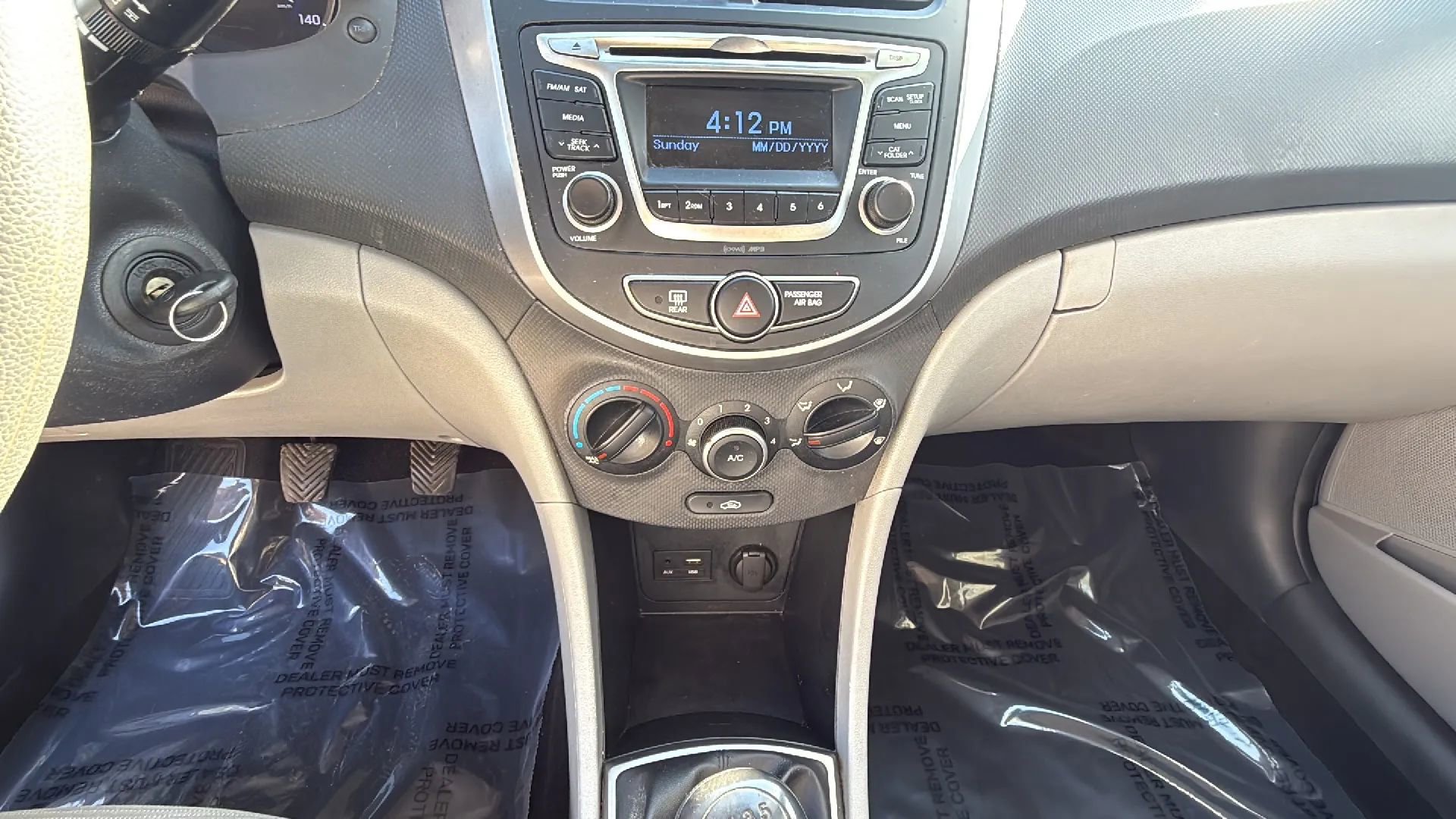 Used 2015 Hyundai Accent GLS image 30
