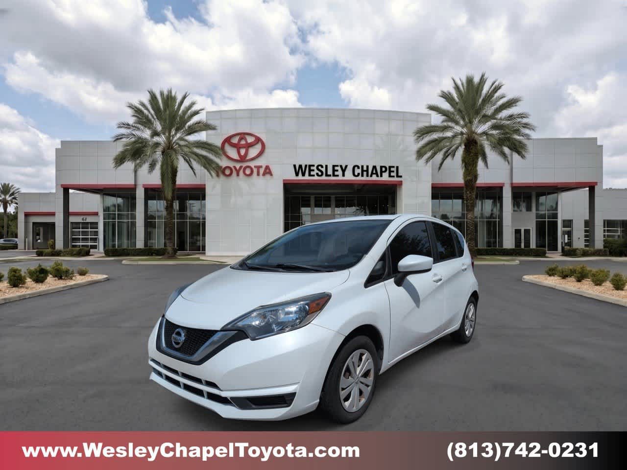 Used 2017 Nissan Versa Note SV FWD image 1