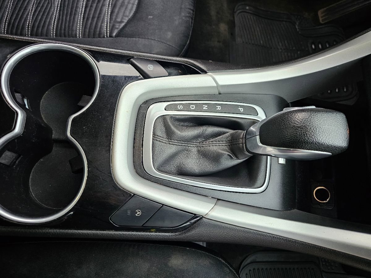 Used 2016 Ford Fusion SE image 13