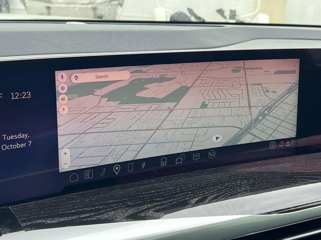 New 2026 Cadillac Escalade IQL Luxury image 18