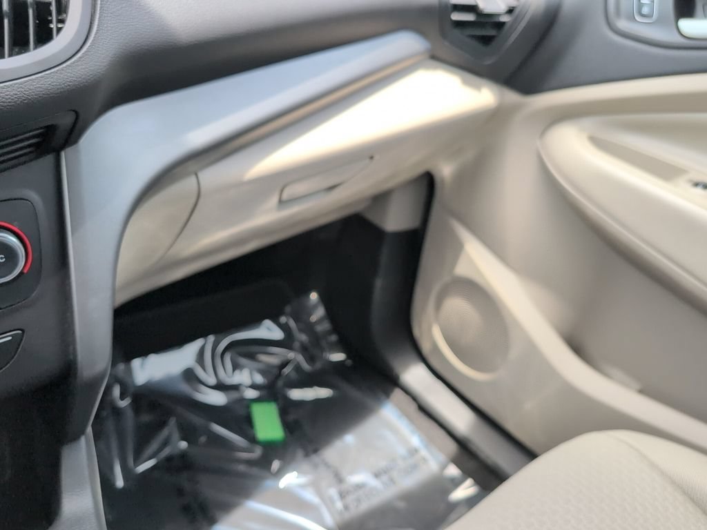 Used 2017 Ford Escape SE FWD image 21