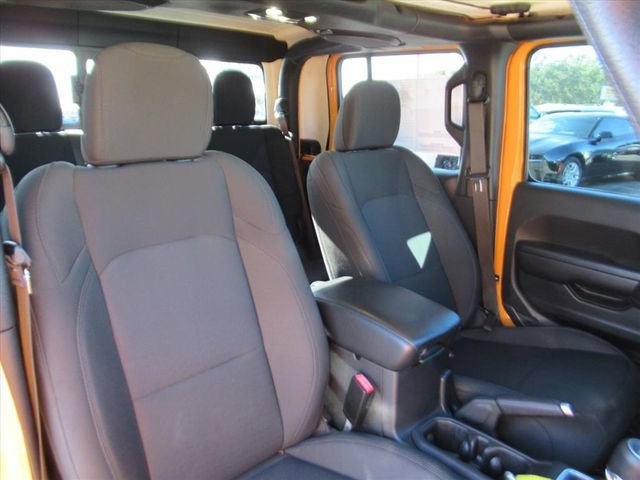 Used 2021 Jeep Gladiator Sport image 9