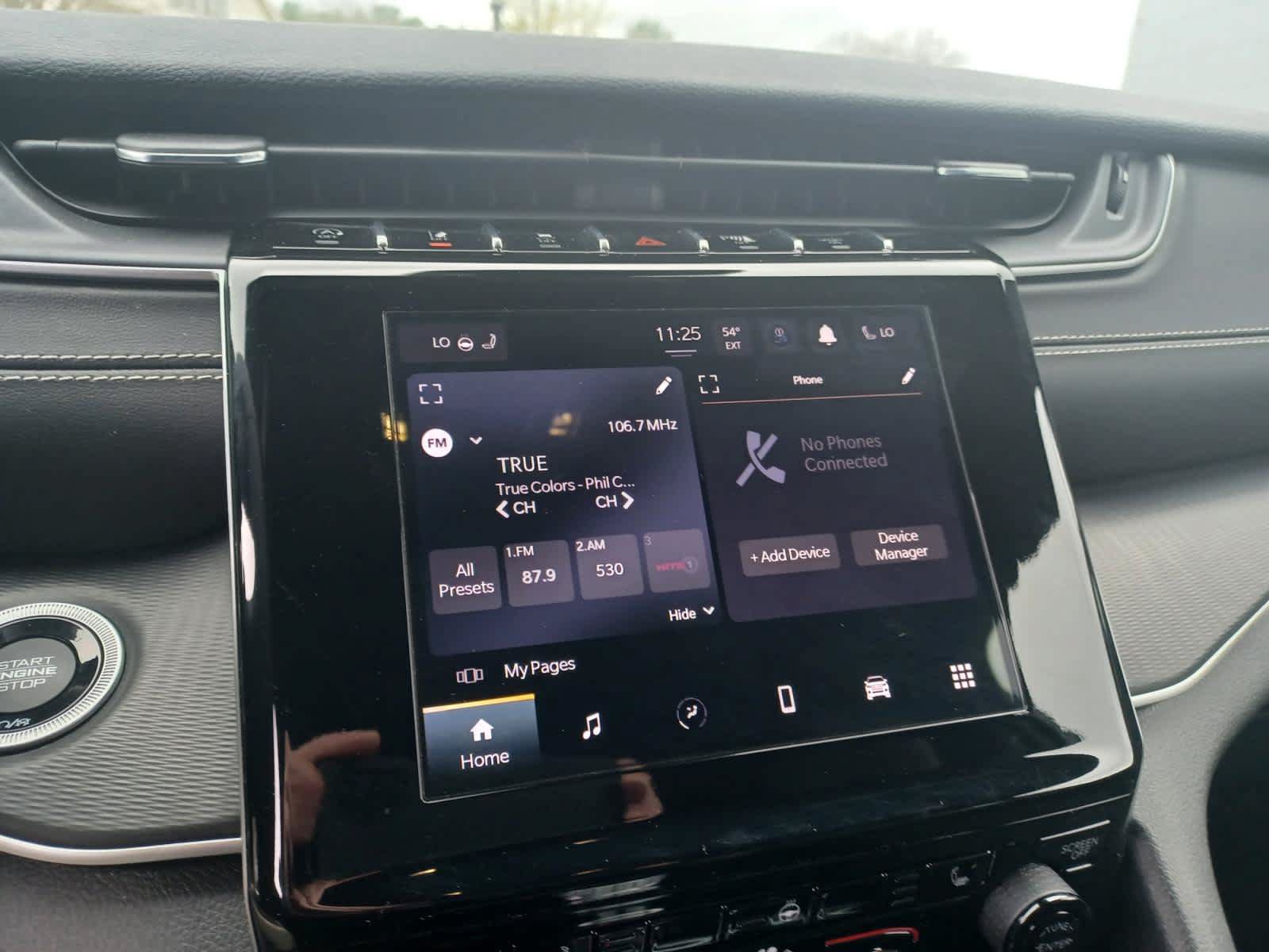 Used 2023 Jeep Grand Cherokee Altitude AWD/4WD image 12