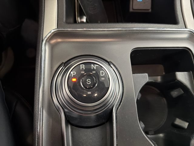 Used 2024 Ford Edge ST-Line AWD/4WD image 23
