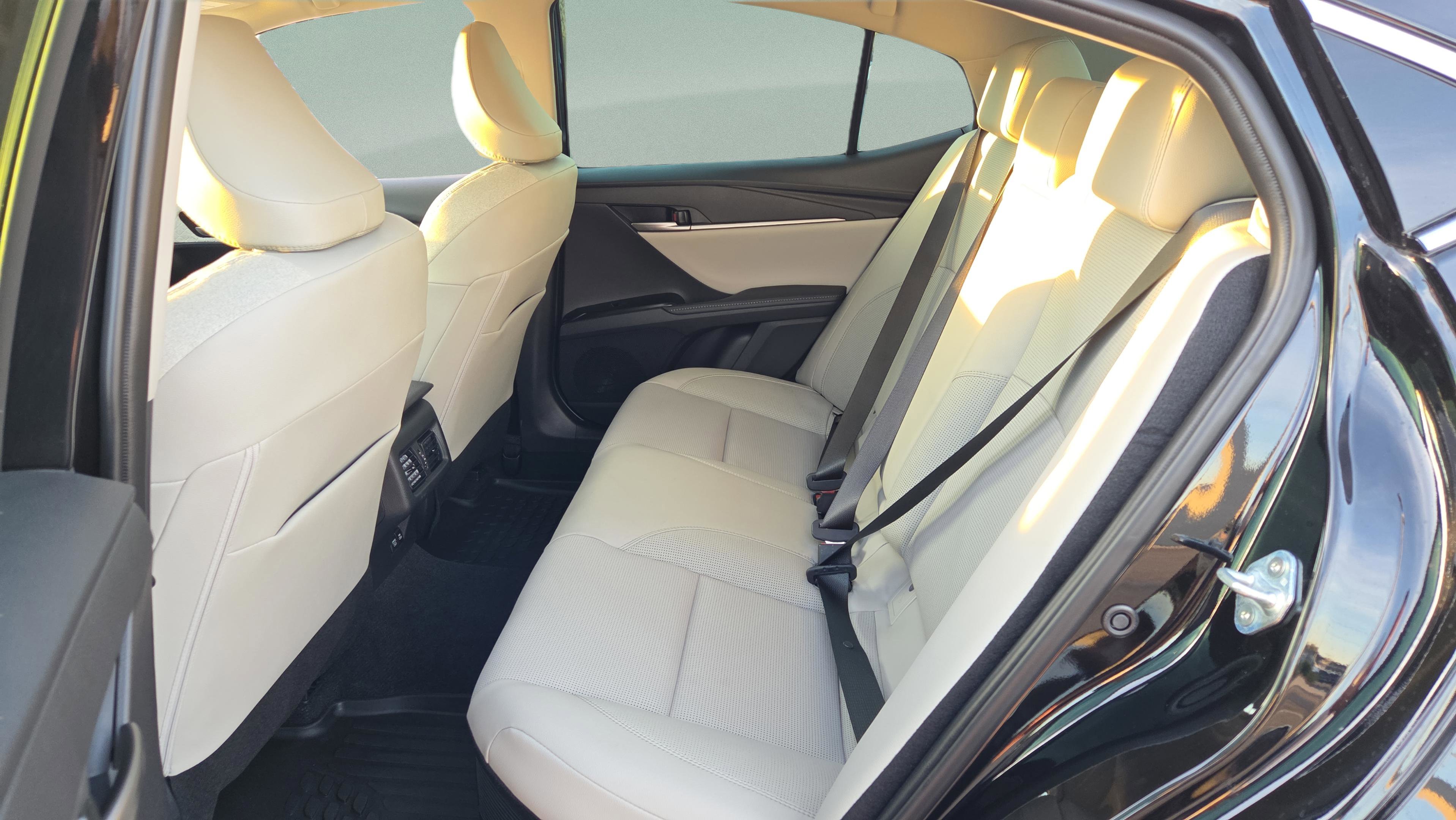 Certified 2025 Toyota Camry XLE image 14