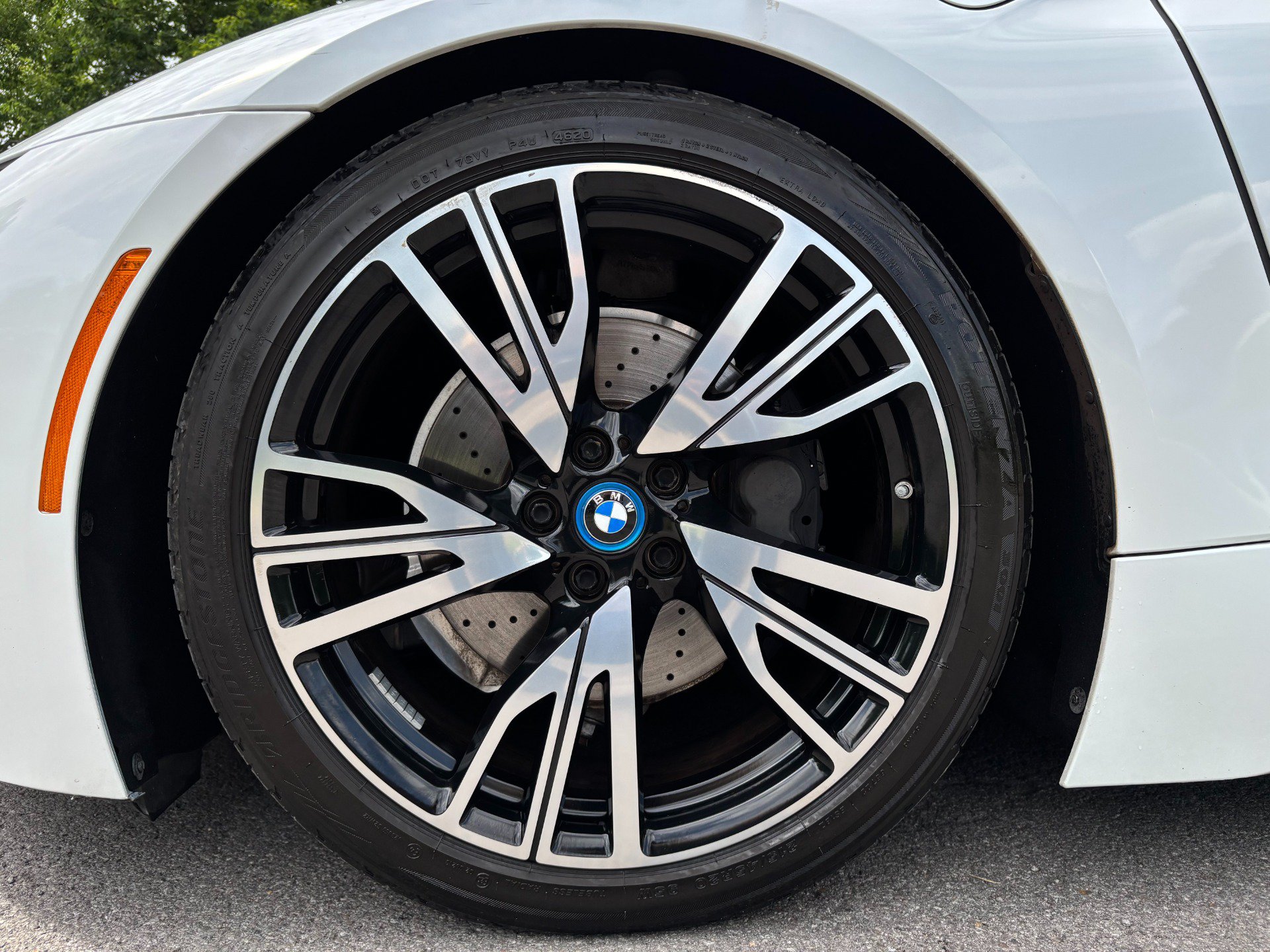 Used 2015 BMW i8 AWD/4WD image 47