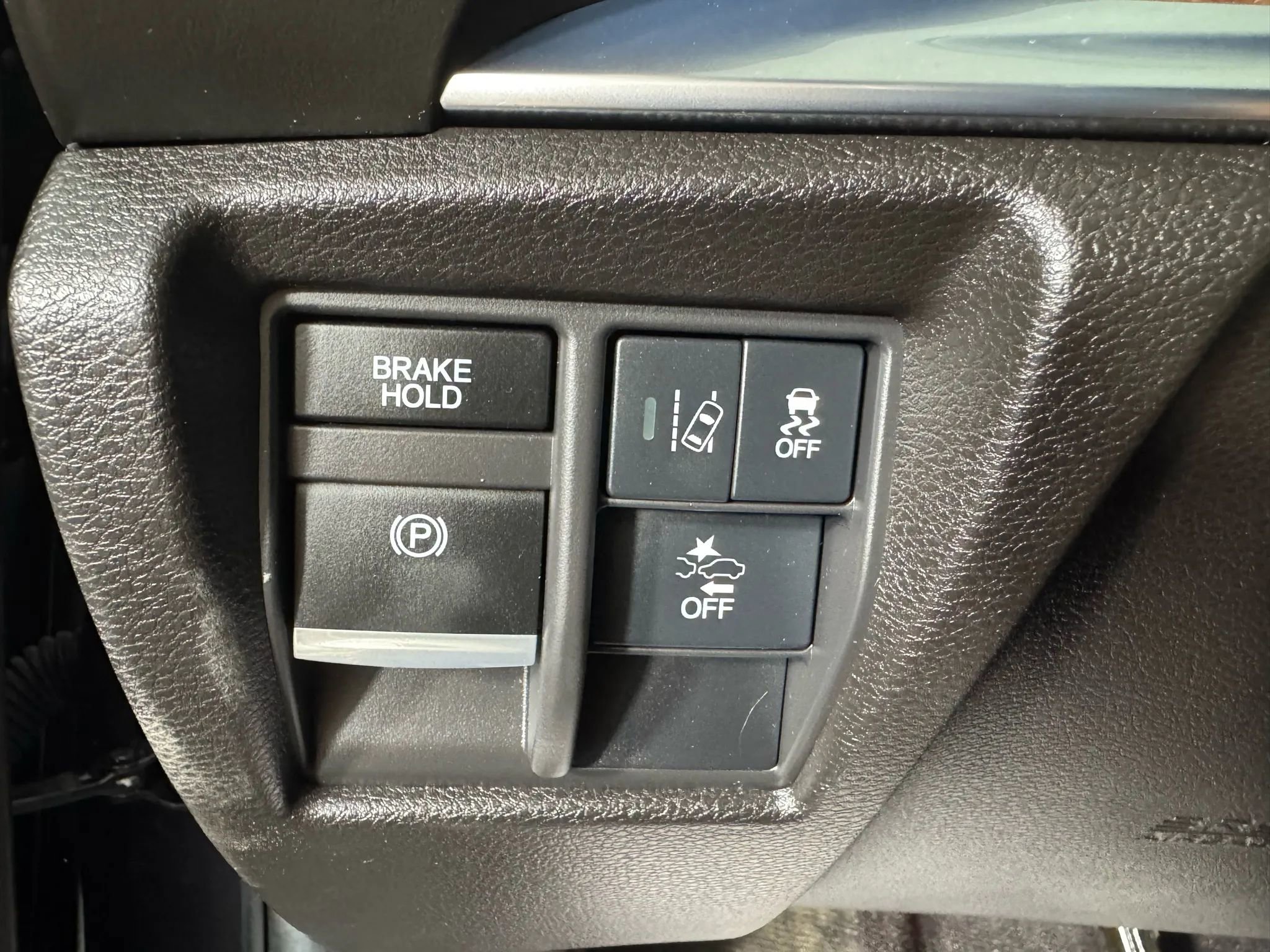 Used 2020 Acura MDX SH-AWD image 15