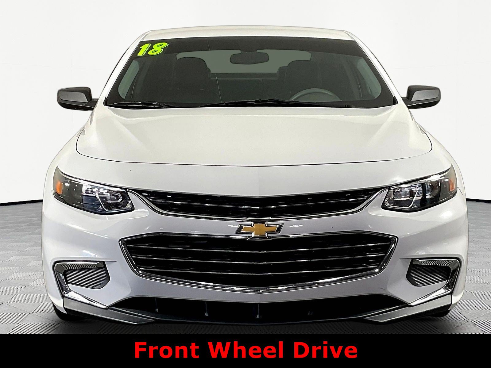 Used 2018 Chevrolet Malibu LS FWD image 2