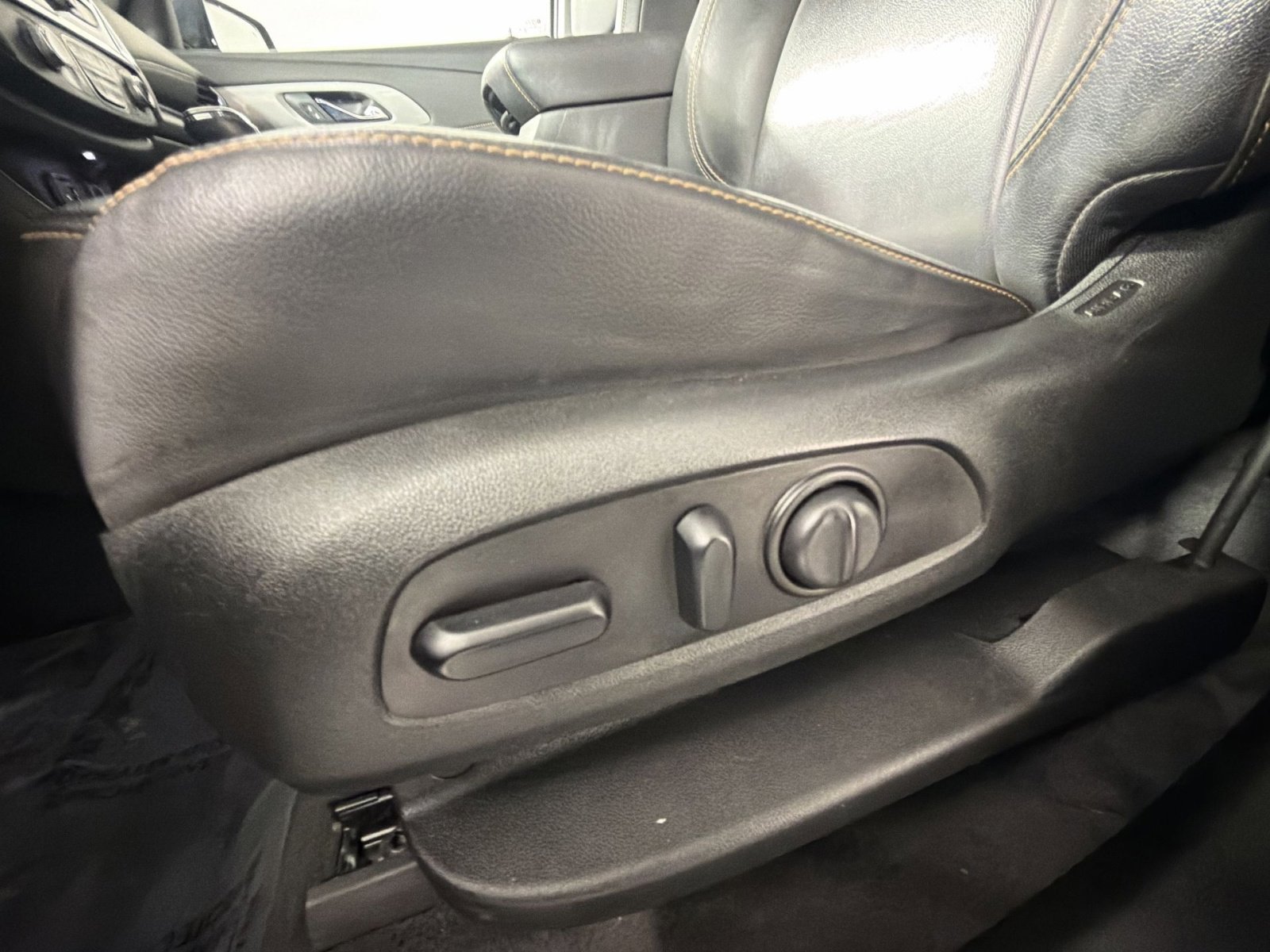 Used 2020 Chevrolet Traverse RS image 5