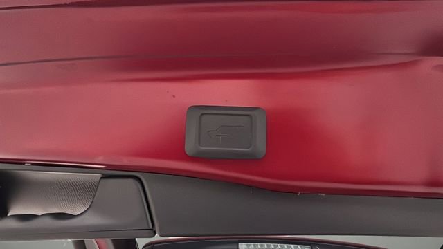 Used 2023 Toyota RAV4 Limited image 37