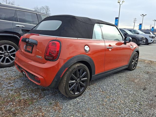 Used 2019 MINI Cooper S w/ Premium Package image 8