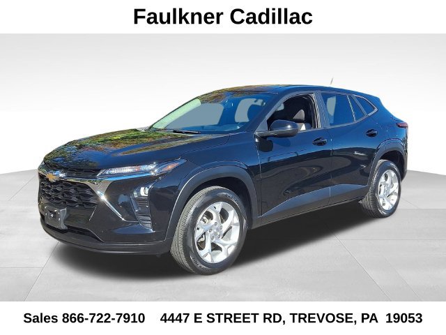 Used 2024 Chevrolet Trax LS w/ LS Convenience Package